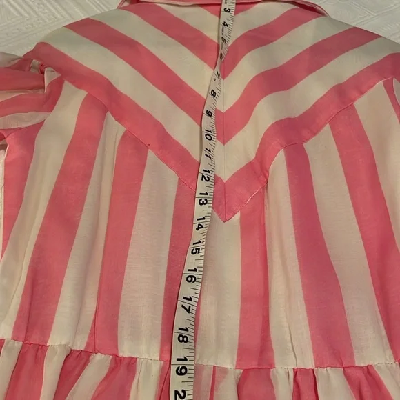 One of a kind, vintage pink and white striped dress, slip Size 4-6. 💖 - Picture 10 of 11